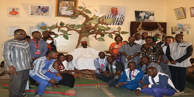 DG CNTS  et son équipe aux côtés de sa majesté le Mogho Naba 